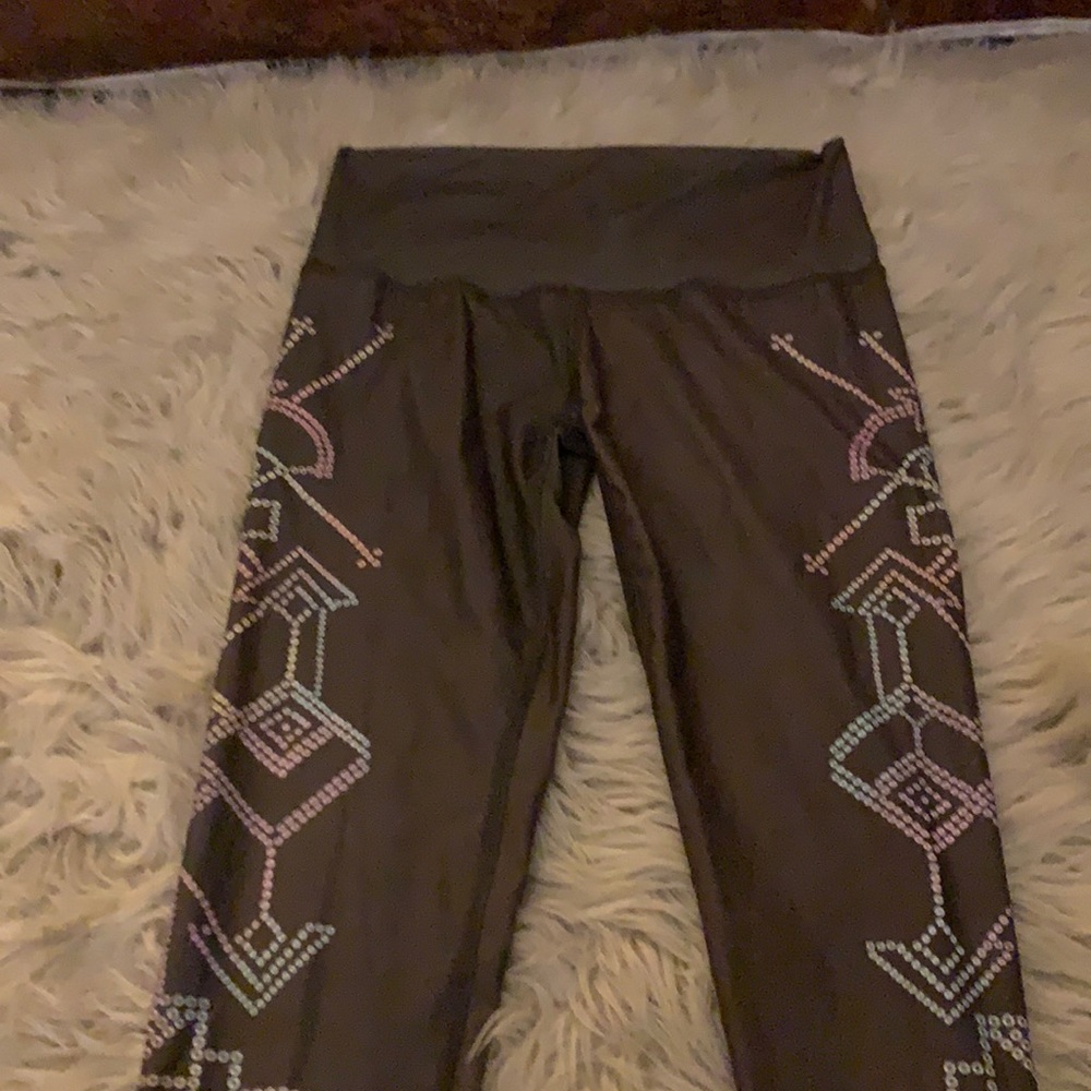Stretch olive green yoga pants